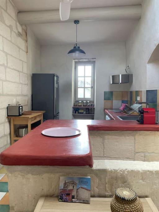 "L'Artistique" Centre Arles Fondation Van Gogh Zewnętrze zdjęcie